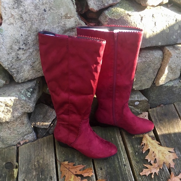 NWT Wide calf + extra wide width burgundy boots - Picture 8 of 10